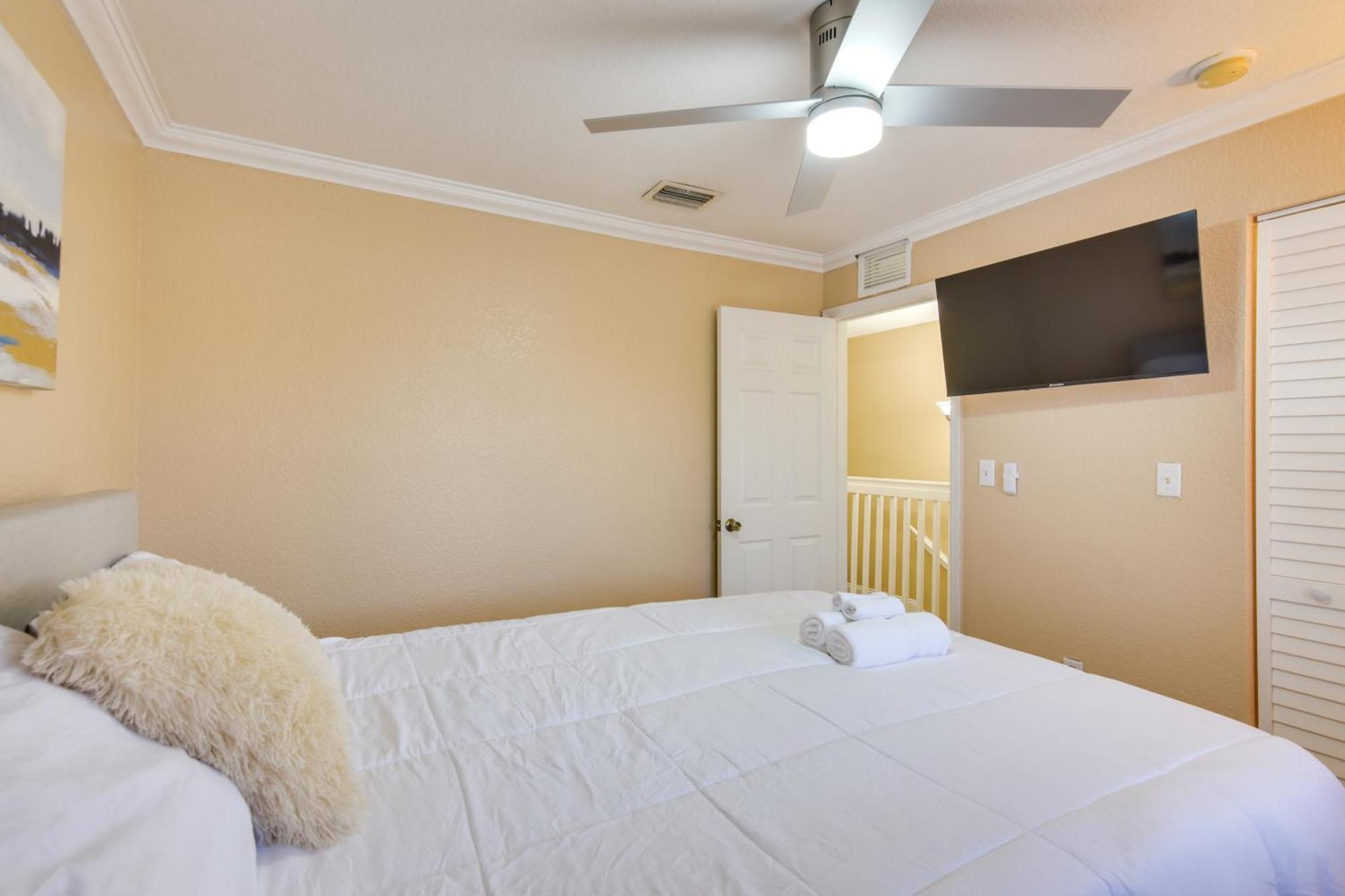 Opa-Locka Townhome, 15 Mi To Miami Beach! Luaran gambar