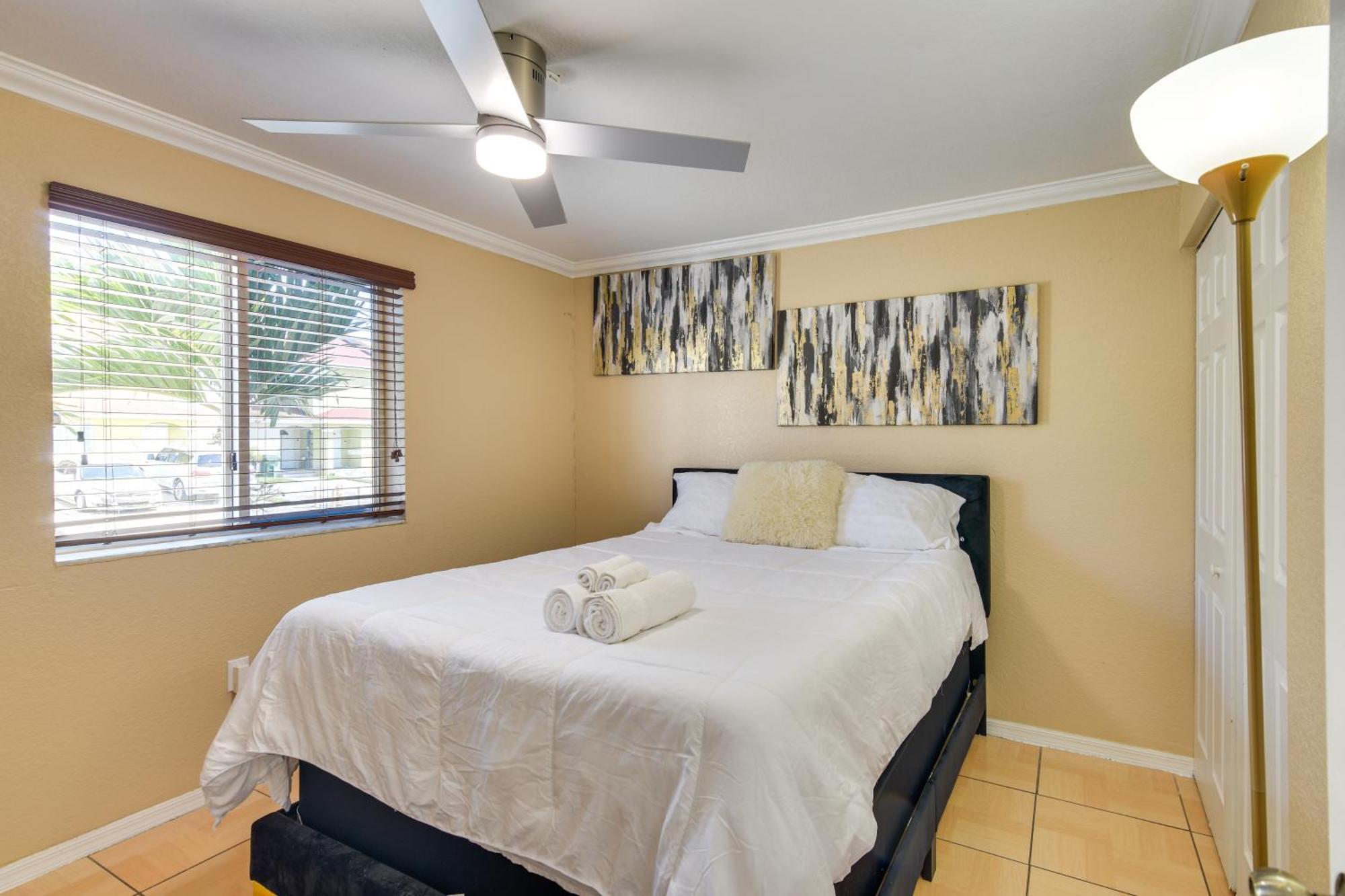 Opa-Locka Townhome, 15 Mi To Miami Beach! Luaran gambar