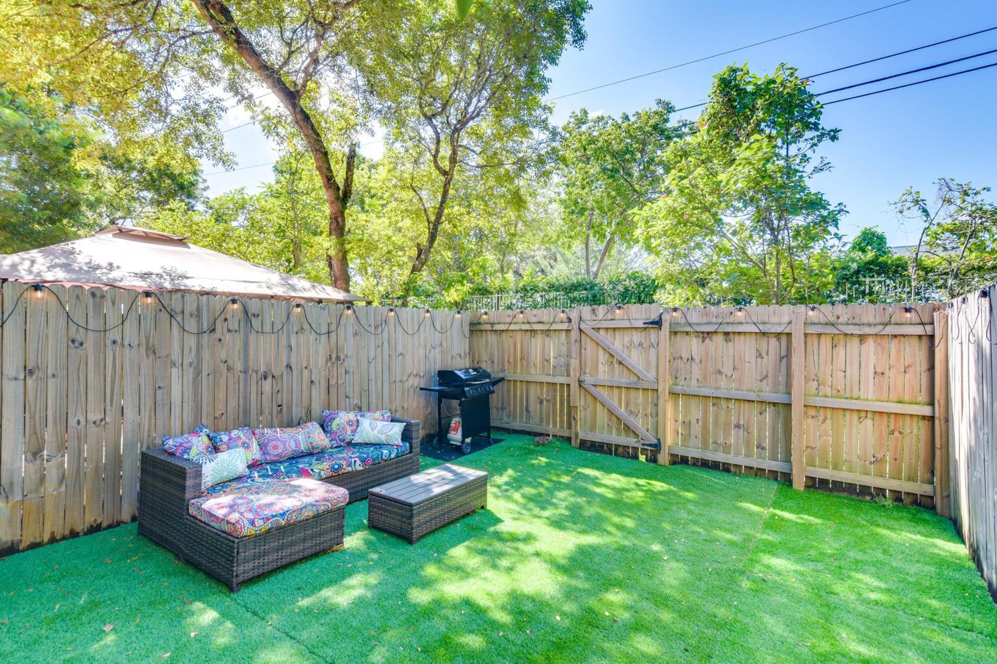 Opa-Locka Townhome, 15 Mi To Miami Beach! Luaran gambar
